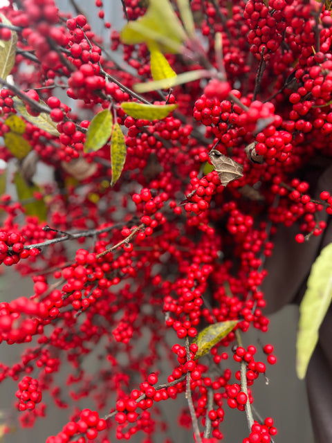 Holiday Winterberry Bunch