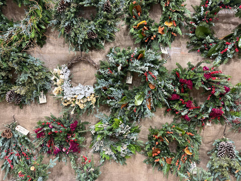 Holiday Wreaths & Decor