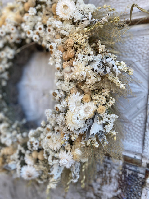 Dried Wreath-Snow White - Sunny Meadows Flower Farm