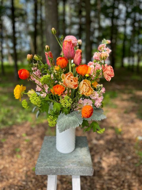 Seasonal Vase Arrangement - Sunny Meadows Flower Farm
