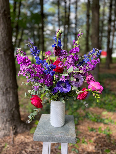 Seasonal Vase Arrangement - Sunny Meadows Flower Farm