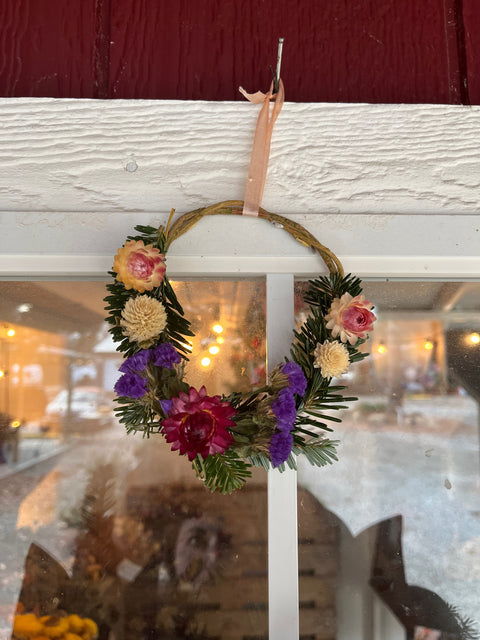 Holiday Ornament with Dried Flowers - Sunny Meadows Flower Farm